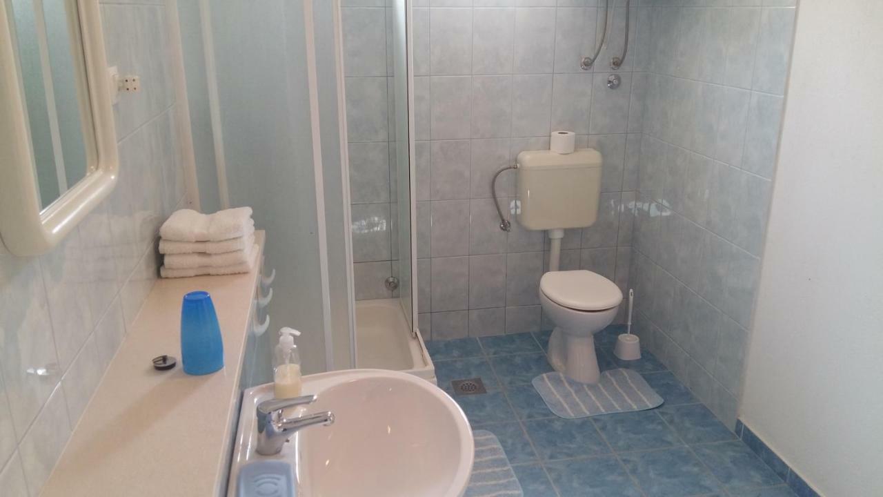 Apartment Viola Supetar Kültér fotó